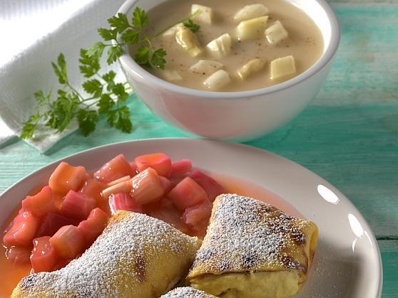 Spargelsuppe, Topfenpalatschinken mit Rhabarber