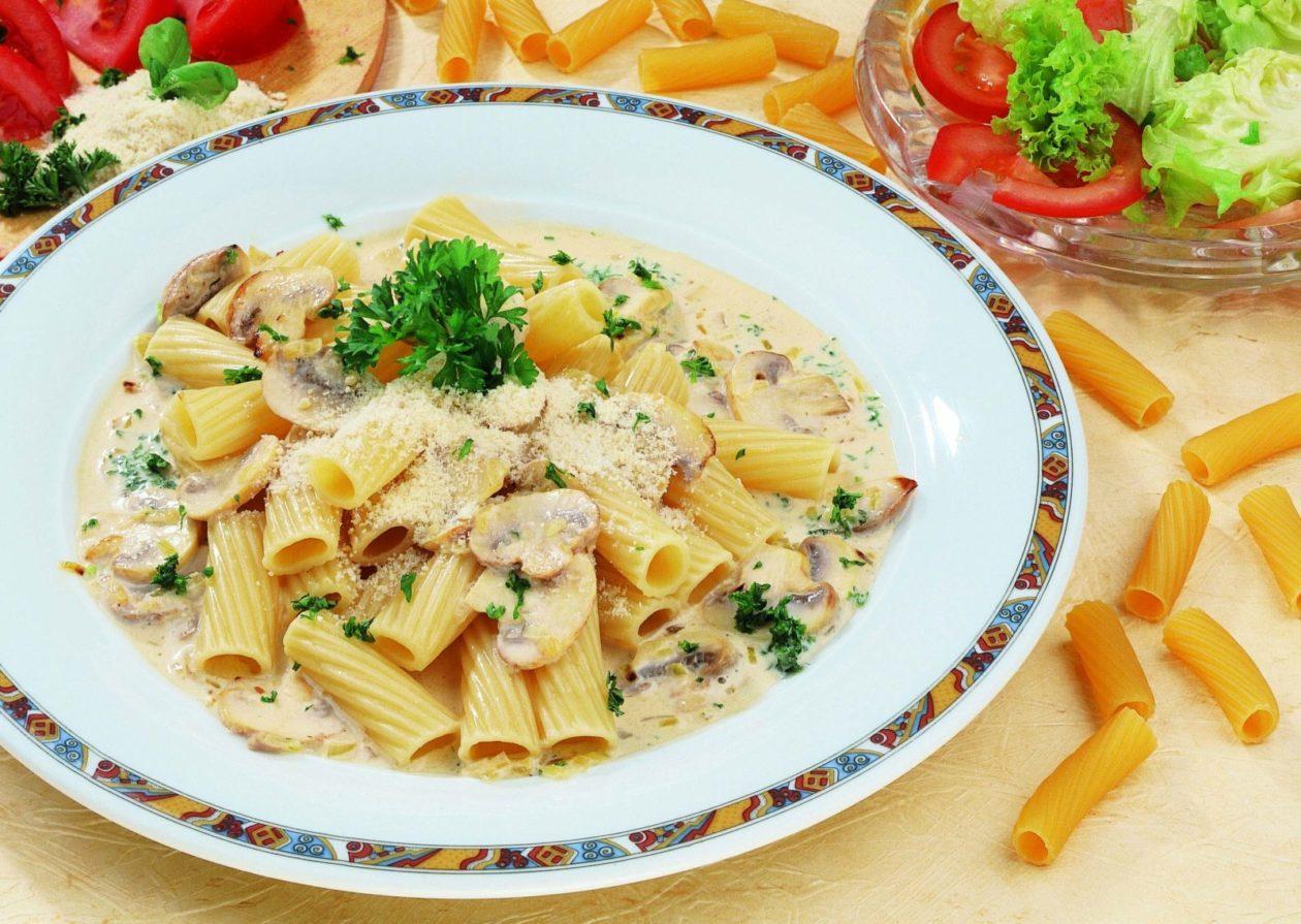 rigatoni-mit-pilzen Rigatoni mit Pilzen - BCM Diät Rezepte.de