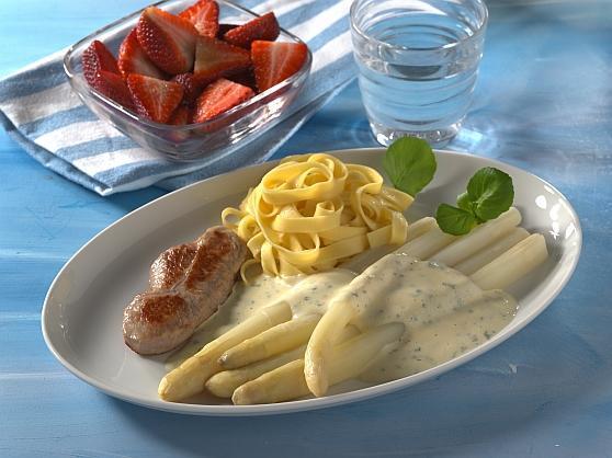 127_spargel_mit_kalbssteak Spargel m. Brunnenkresse-Hollandaise, Nudeln, Kalbssteaks - BCM Diät Rezepte.de