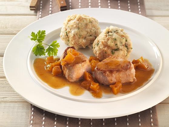 Medaillons vom Schwein mit Aprikosensauce und Semmelknödeln – Precon ...