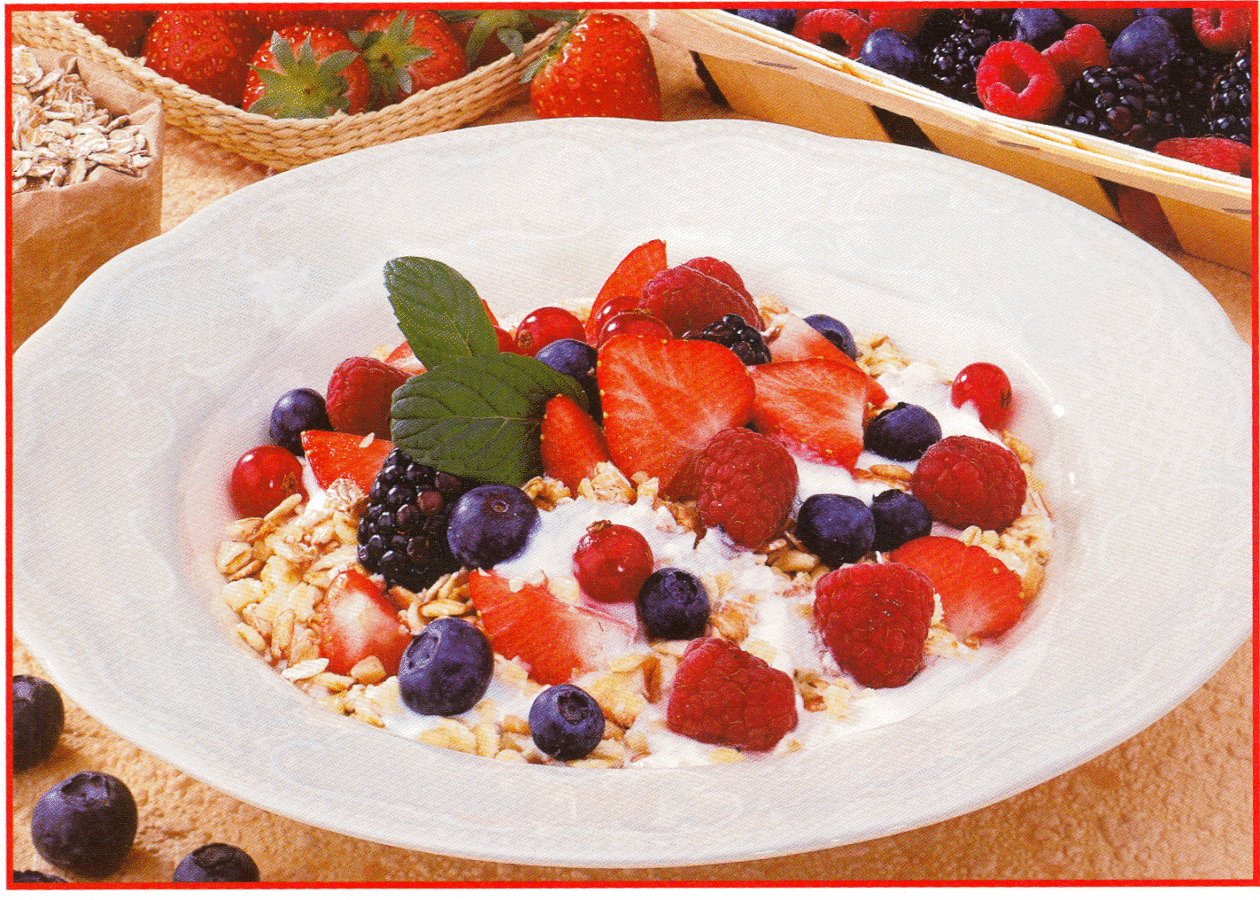 fruchtige-beeren-dickmilch-schale Fruchtige Beeren-Dickmilch-Schale - BCM Diät Rezepte.de