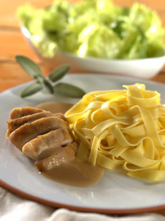 kaninchen in senfsauce an bandnudeln Kaninchen in Senfsauce an Bandnudeln - BCM Diät Rezepte.de
