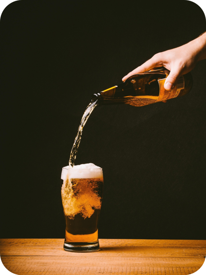 Bier einschenken