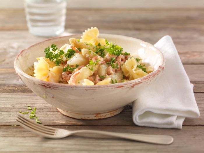 Farfalle mit Spargel und Nordseekrabben