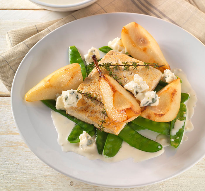 gebratener-tofu-mit-birne-zuckerschoten-und-gorgonzola